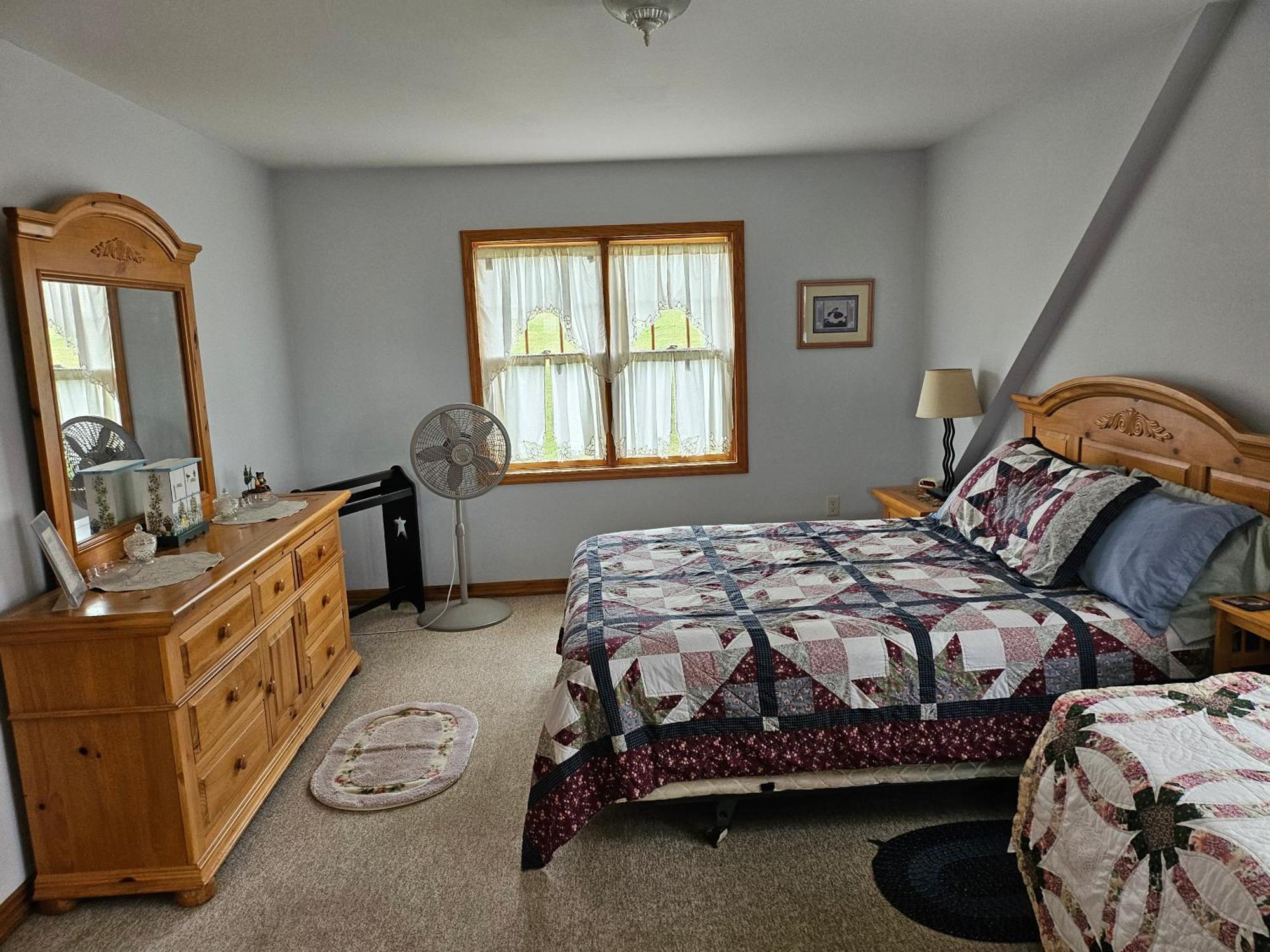 Clover Hill Farm & Country *